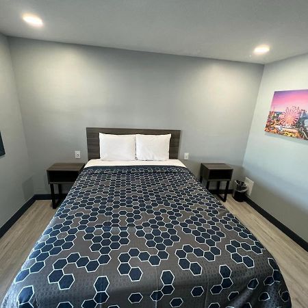 Hillsboro Inn & Suites Exteriér fotografie